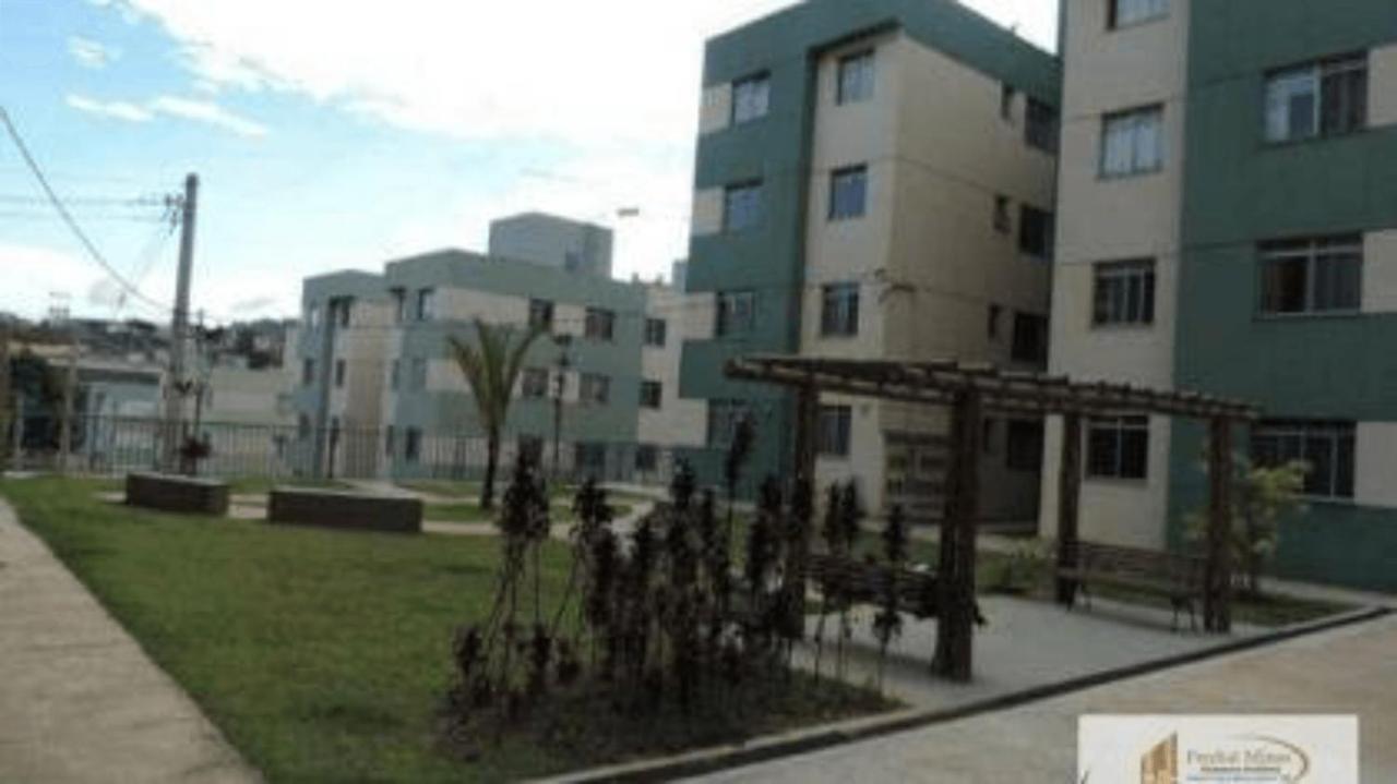 Condominio Encantador Com Estacionamento Vespasiano Exterior photo