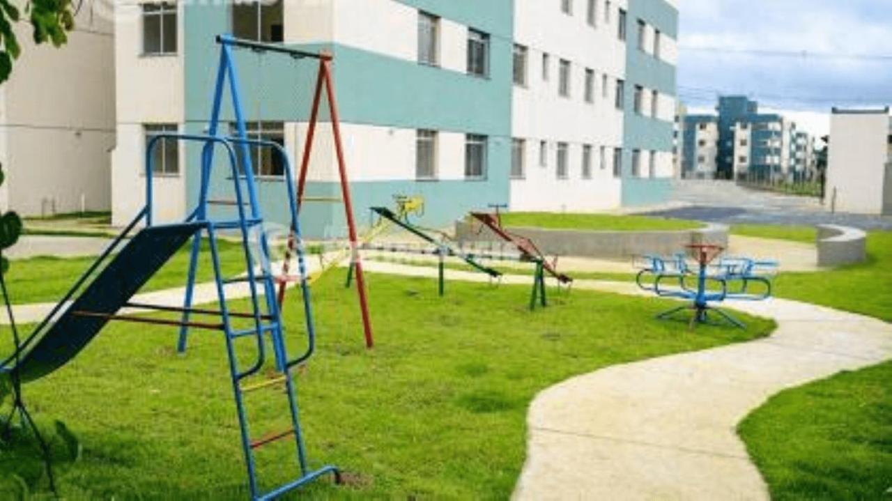 Condominio Encantador Com Estacionamento Vespasiano Exterior photo